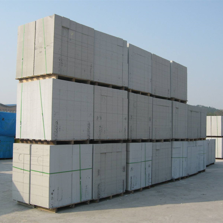 坡头宁波台州金华厂家：加气砼砌块墙与粘土砖墙造价比照分析